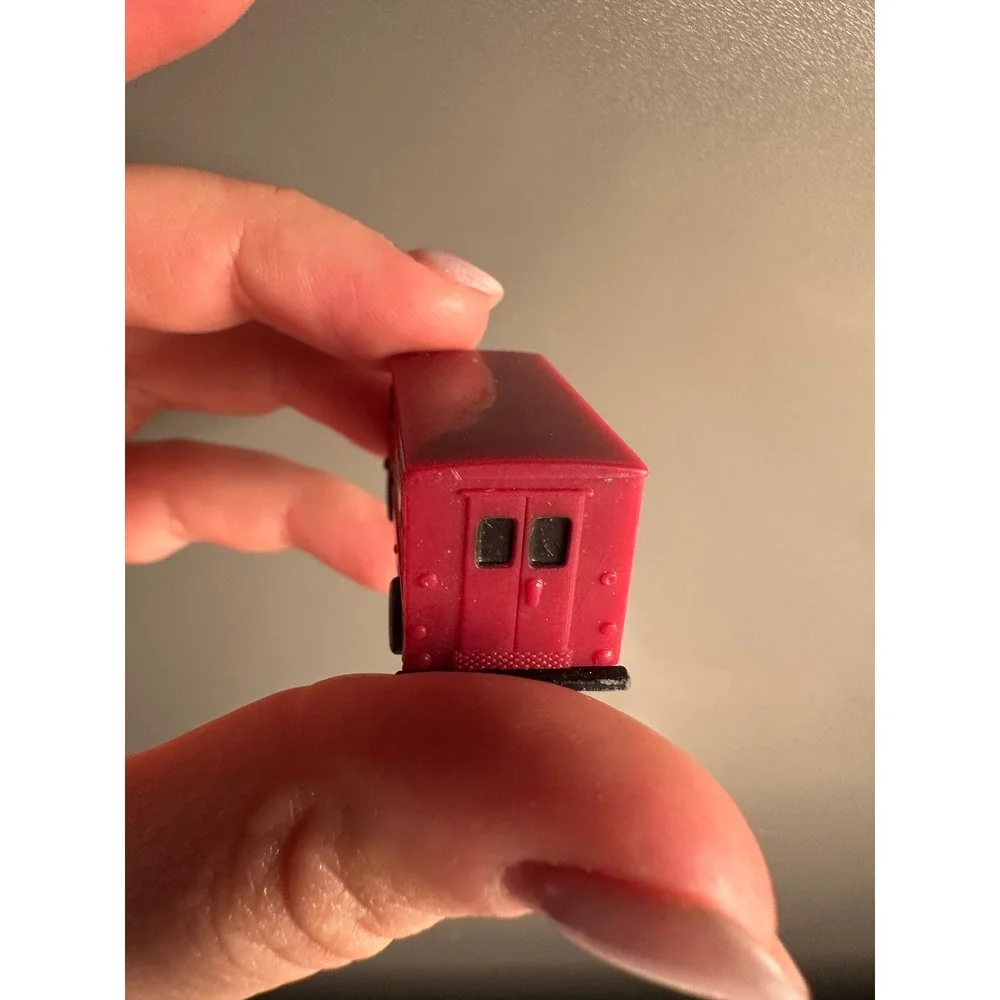 VINTAGE 1989 ERTL BATMAN JOKER VAN MINI‎ CAR MICRO